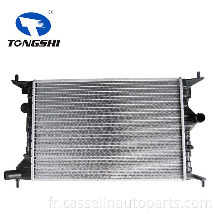 Radiator Pièces de rechange Radiateur de voiture en aluminium pour combo Opel 1.2I16V CORSAC 1.2V Z12XE OEM 1300236